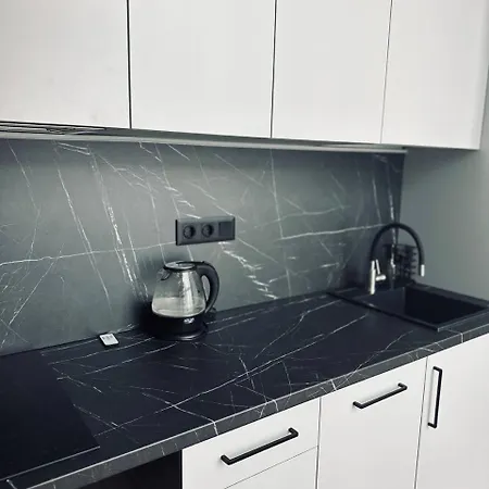 Sunny Loft 3 X 24x7 X Close To Old Town 아파트